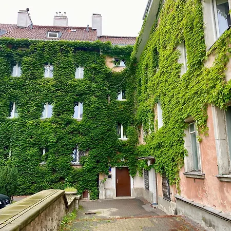 Premium Boczna * ワルシャワ