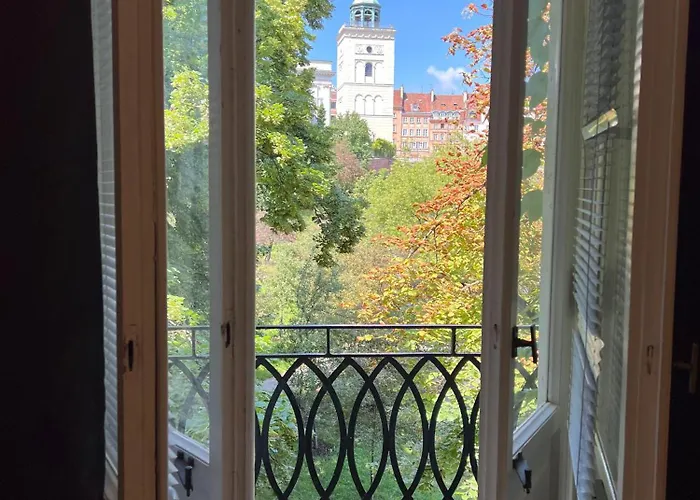 Premium Boczna Warsaw